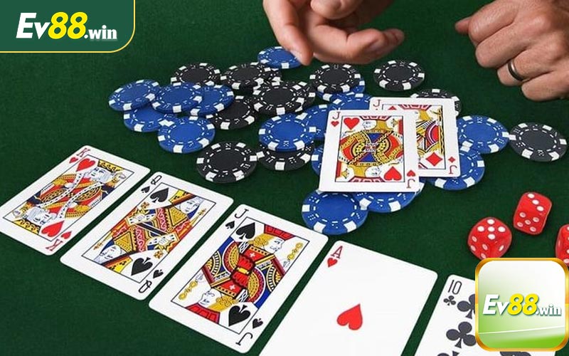 Mách bạn vài quy tắc cơ bản cách chơi bài Sâm EV88